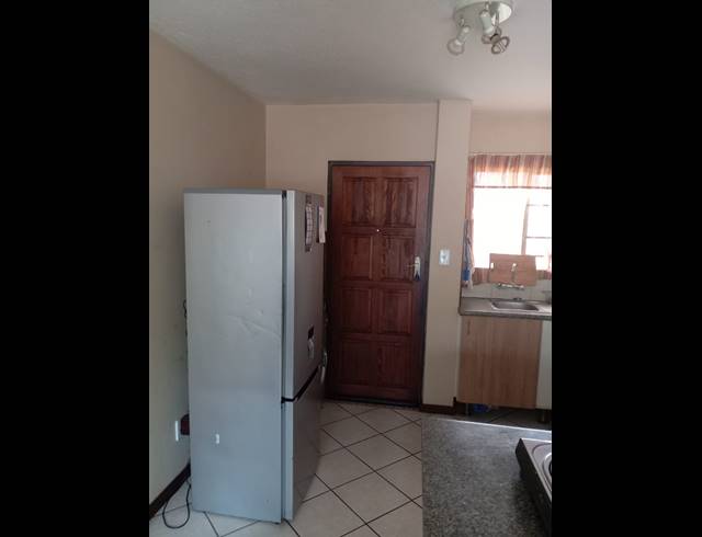 1 bed property to rent in NOORDWYK